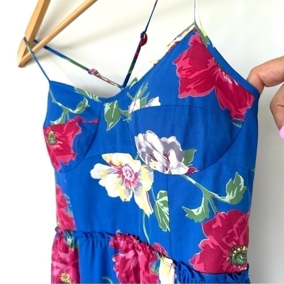 American Eagle fit & flare mini dress in a floral print - Picture 3 of 13